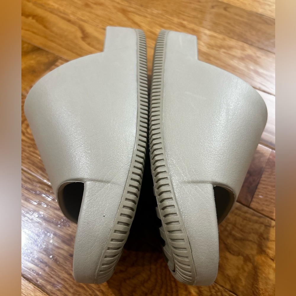 Nike Calm Slide Khaki M8/W9 - Picture 9 of 16